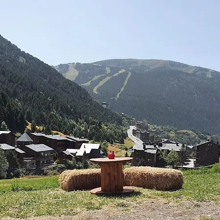 Acollidor Estudi Amb Encant Nordic I Amb Parquing, Al Costat De Grandvalira Apartment *